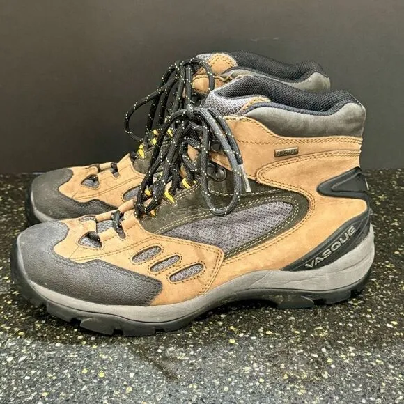 Vasque Clarion Leather Goretex Hiking Boots. Size 9.5