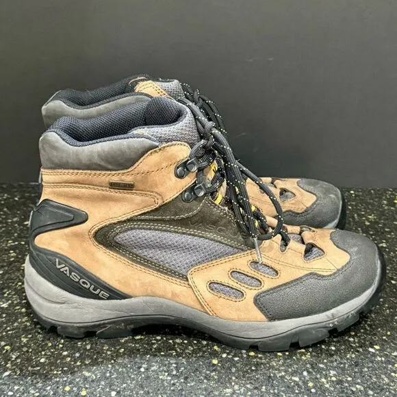 Vasque Clarion Leather Goretex Hiking Boots. Size 9.5