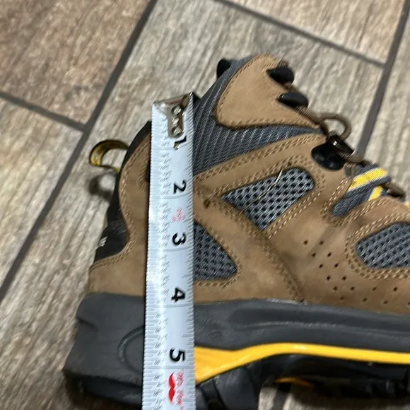 Vasque Men’s 8M 7462 Leather Gore-Tex‎ Hiking Boots