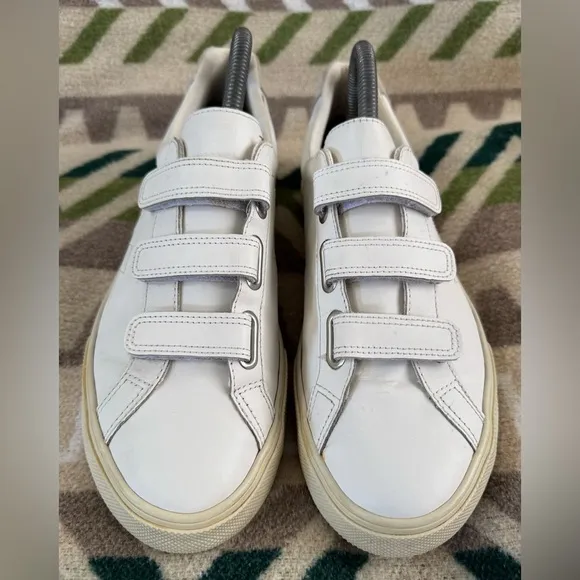 VEJA 3-Lock Esplar Low Casual Sneakers in White Leather Size 9 Retail $130