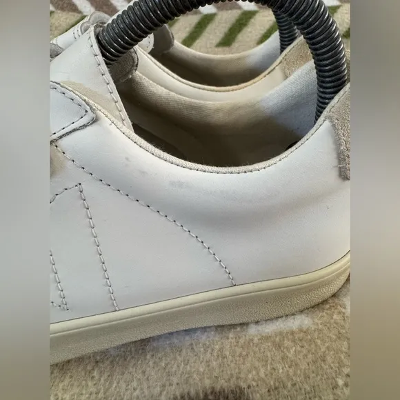 VEJA 3-Lock Esplar Low Casual Sneakers in White Leather Size 9 Retail $130