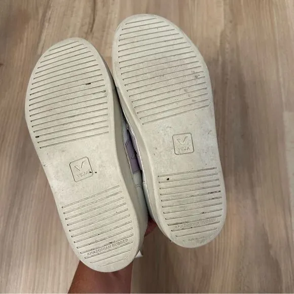 Veja Sneakers Tennis Shoes