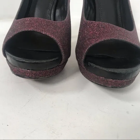 Vera Wang Red Metallic Glitter Open-Toe Heels