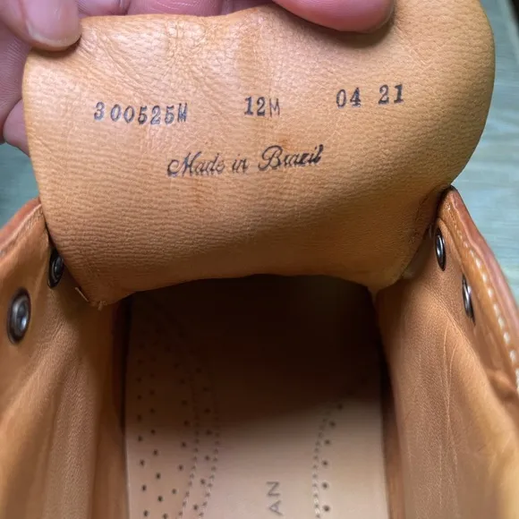Vibram Brown Leather Chukka Boots with Distressed Finish