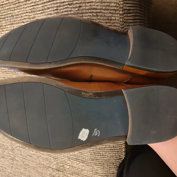 Vince Camuto Brown Leather Oxfords Timeless Style