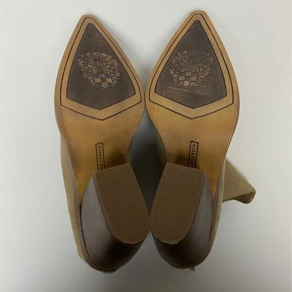 VINCE CAMUTO Gigietta Suede Bootie Size 9