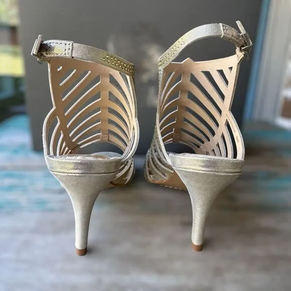 Vince‎ Camuto Patinka Sandal Size 6M Ankle Strap Glitter Gold Nugget Color NWB