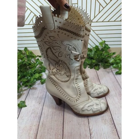 Vince Camuto Women's Western Boots Leather Perforated Butterfly Boho Festival 7M