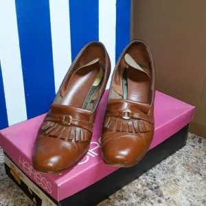 Vintage 1970s Heiress ladies dress shoes 8