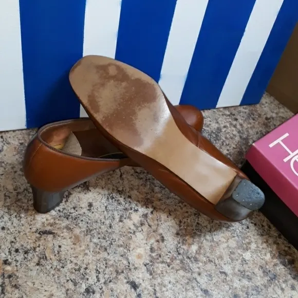 Vintage 1970s Heiress ladies dress shoes 8