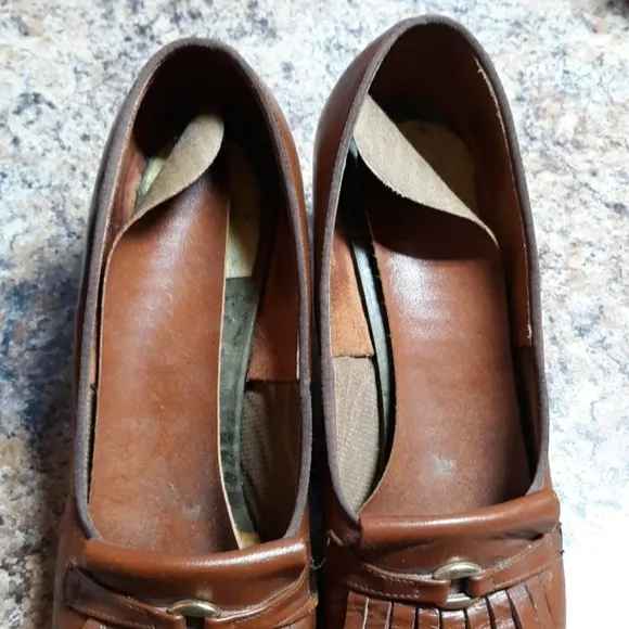 Vintage 1970s Heiress ladies dress shoes 8