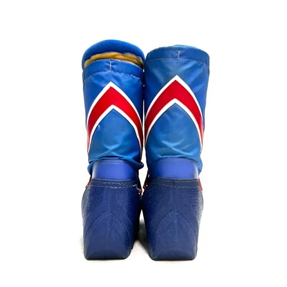 Vintage 1980s women’s blue nylon platform moon boot style winter snow boots