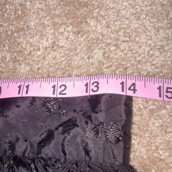 Vintage 90’s Embroidered Taffeta Skirt