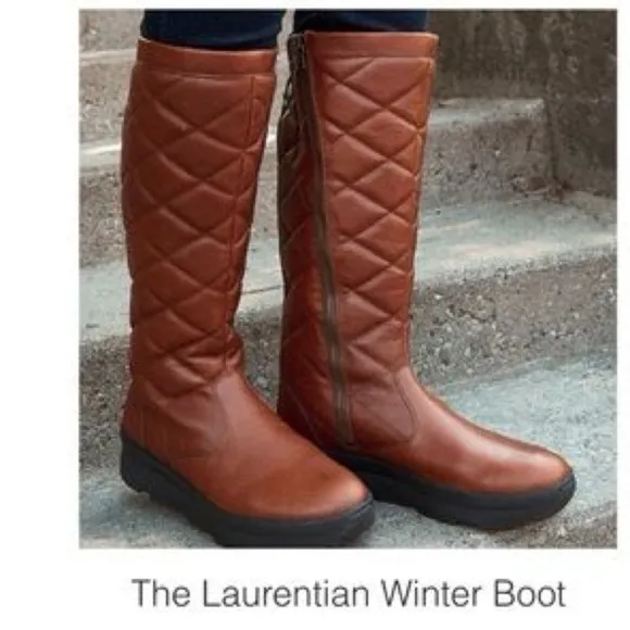 Vintage Roots Brown Quilted Winter Boots Size 8.5 EUC