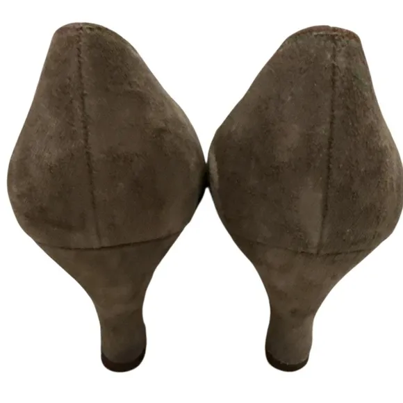 Vintage Salvatore Ferragamo Brown Flats with Bow Accent