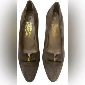 Vintage Salvatore Ferragamo Brown Flats with Bow Accent