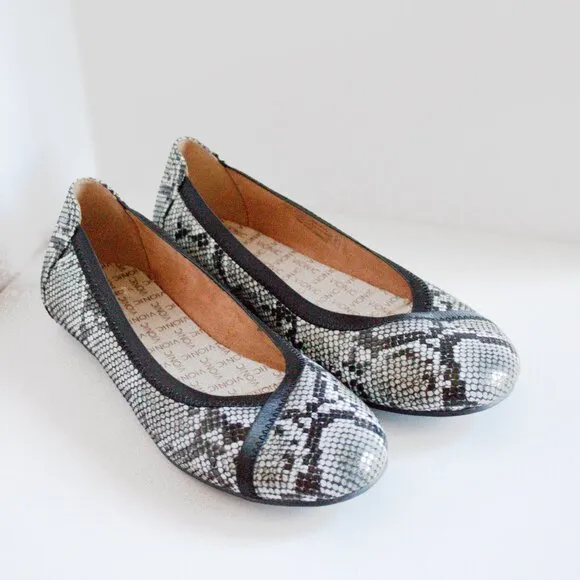 VIONIC CAROL BALLET FLATS Animal Print -Black &amp; White- Vionic Shoes Womens Sz 7