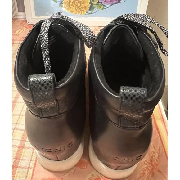 Vionic Jordy Black Oxford Wedge Ankle Boots Booties Lace Up Women's Sz 7