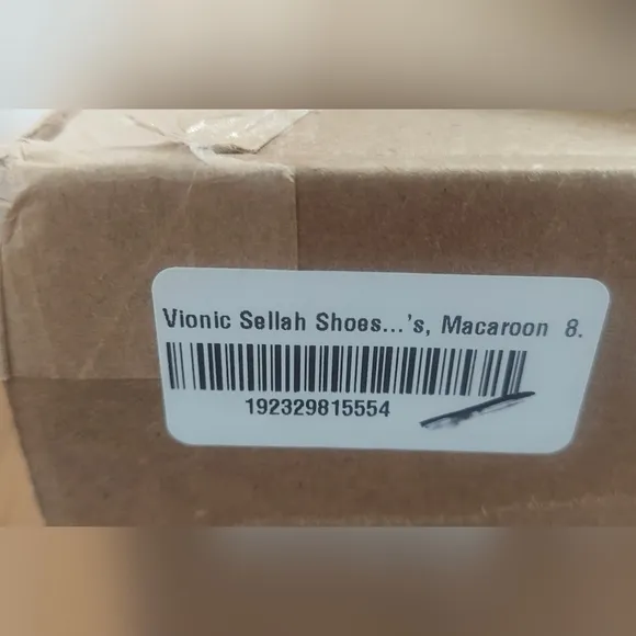 Vionic Sella shoes size 8.5 women's