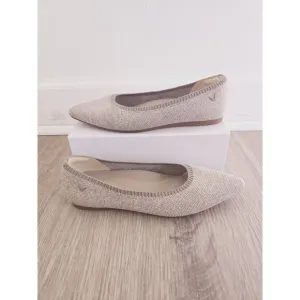 Vivaia Aria 5 Oatmilk Beige Pointed Toe Slip On Knit Ballet Flats Shoes 37 6.5