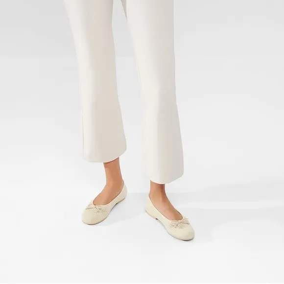 Vivaia Ballet Bow Flats Knit Almond Toe Comfortable Shoes Beige Size 9 EUR40