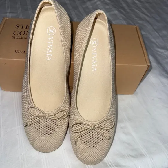 Vivaia Ballet Bow Flats Knit Almond Toe Comfortable Shoes Beige Size 9 EUR40