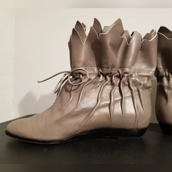 VTG JULIANELLI ITALIAN LEATHER BOOTS BOOTIES 80S REN FEST 70S FALL WINTER UNIQUE