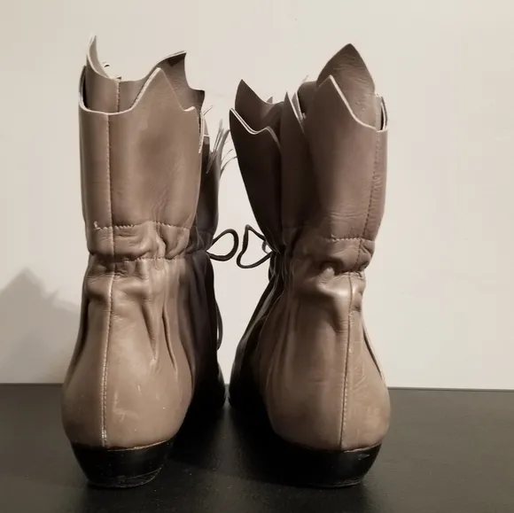 VTG JULIANELLI ITALIAN LEATHER BOOTS BOOTIES 80S REN FEST 70S FALL WINTER UNIQUE
