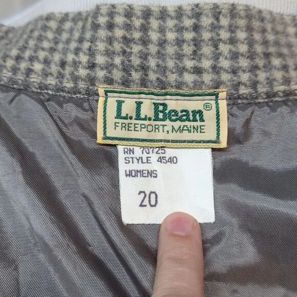 VTG LL Bean Greyhound tooth Camel/Wool Wrap Skirt Size 20