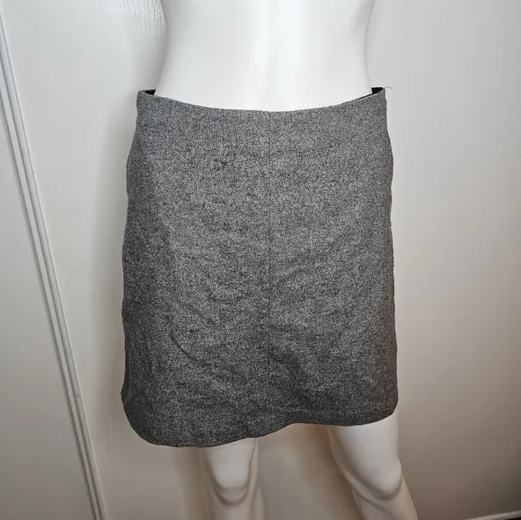 Wilfred Aritzia Grey Wool &amp; Cashmere Skirt Size 6 Fabric Made In Italy