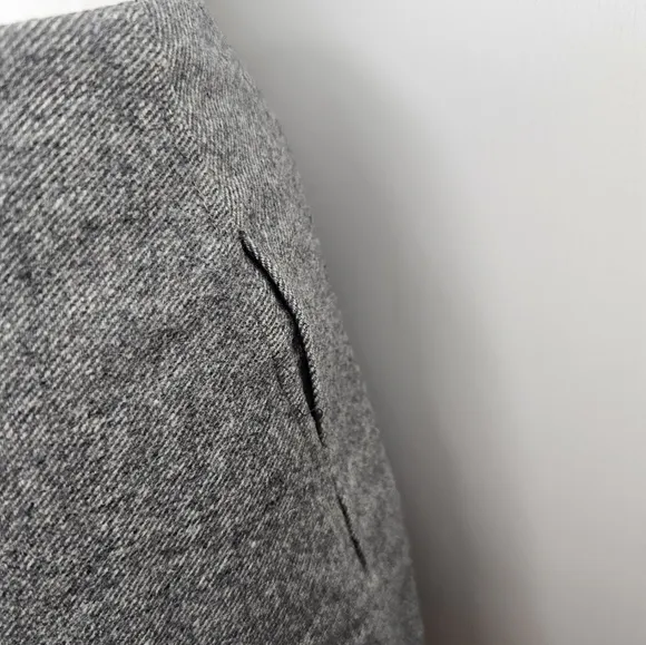 Wilfred Aritzia Grey Wool &amp; Cashmere Skirt Size 6 Fabric Made In Italy