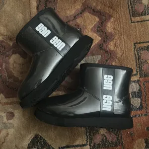 winter boots