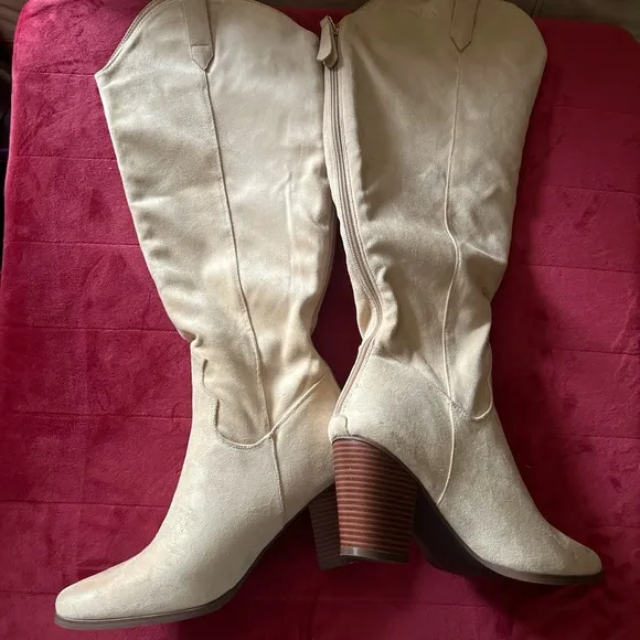 Women Cowboy Knee High Chunky Block Heel Square Toe Tall Riding Boots.  Size 10