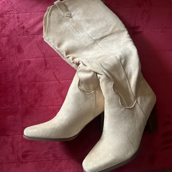 Women Cowboy Knee High Chunky Block Heel Square Toe Tall Riding Boots.  Size 10