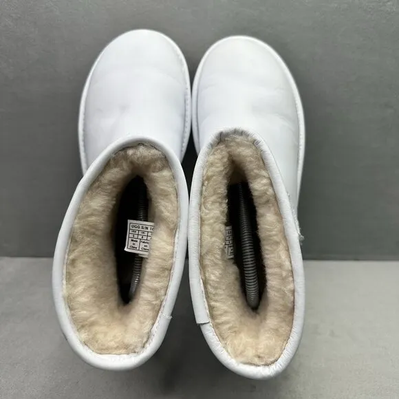 Womens 11 / Mens 9 UGG Classic Mini Deco Ankle Boots White Leather Sheepskin