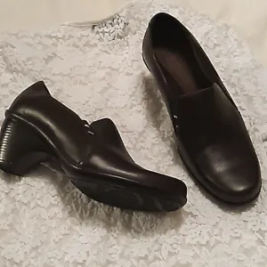 Women's Dansko brown leather shoes with heel size 38