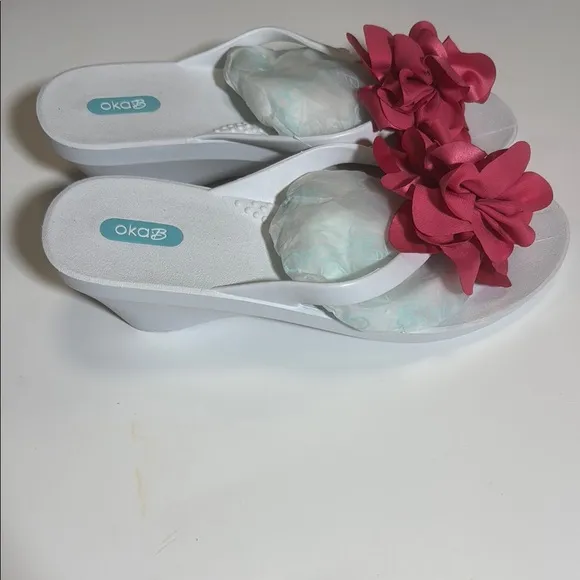 Women's White and Pink Sandals