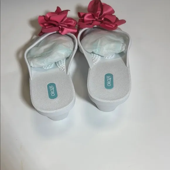 Women's White and Pink Sandals
