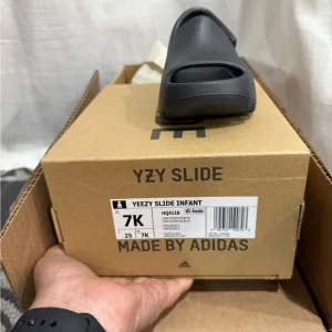 YEEZY Adidas Black Sandals with Chunky Ridged Sole INFANT NEW