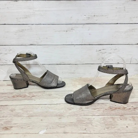 Yves Saint Laurent Vintage Block Heel Sandals US 6.5
