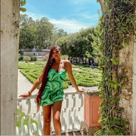 Zara * Bloggers Favorite TikTok Viral green wavy satin drape front dress Mini L