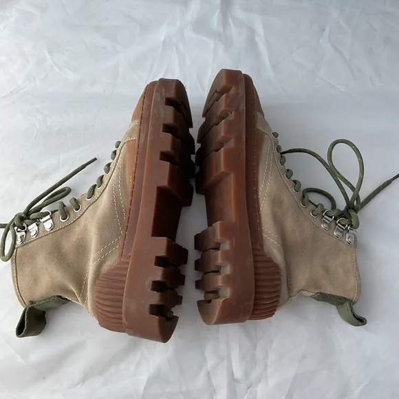 Zara Green and Tan Chunky Lace-up Combat Boots Size EU35